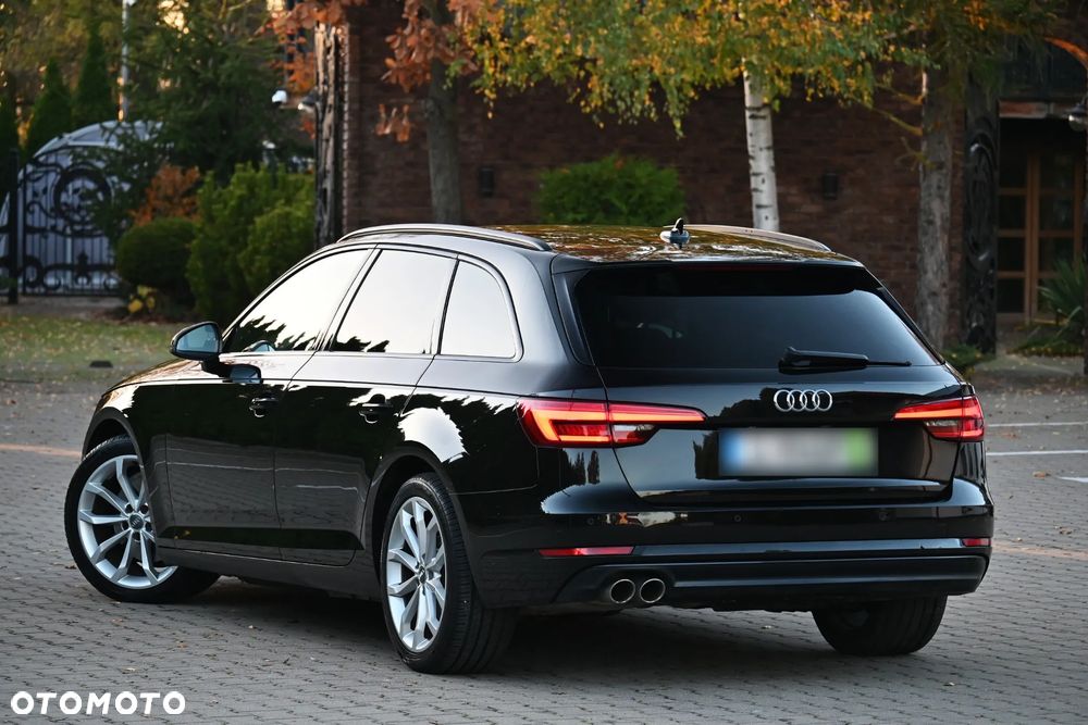 Audi A4 Avant - 11