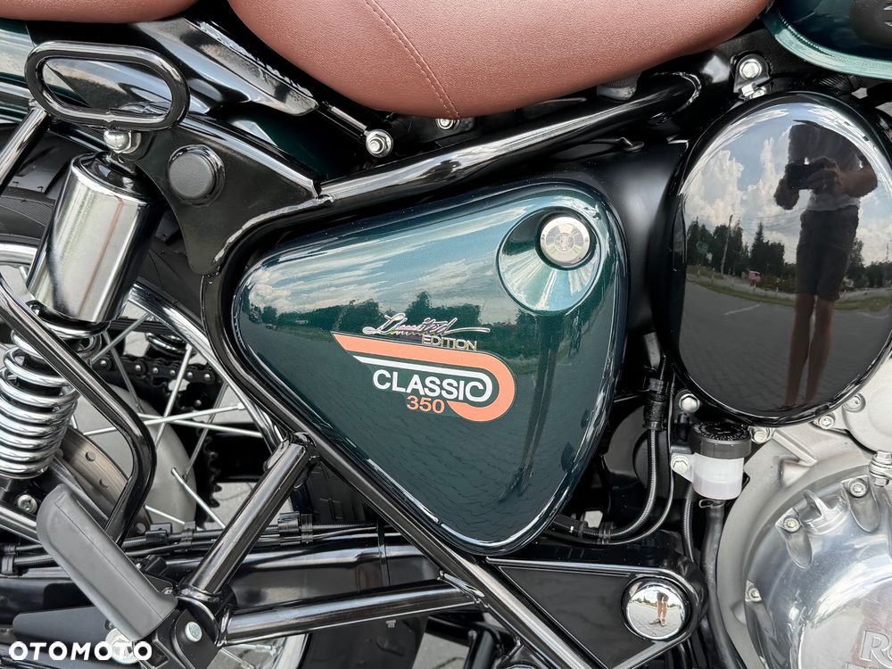 Royal Enfield Classic - 14