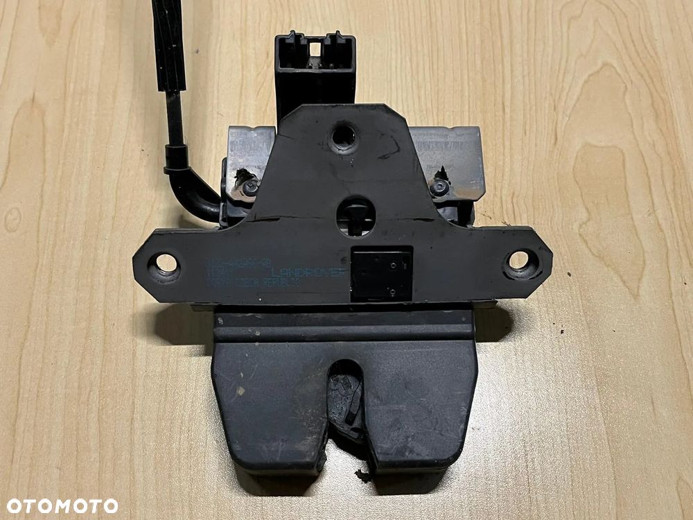 Zamek tylna klapa BJ32-442A66 Range Rover Evoque L538 - 1