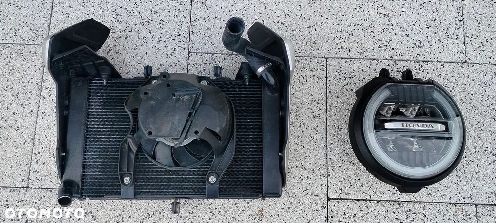 HONDA CB10006 SC80 LAMPA PRZÓD REFLEKTOR CHŁODNICA OSŁONA CHŁODNICY OWIEWKA BOCZEK - 2