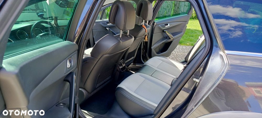 Peugeot 508 - 8