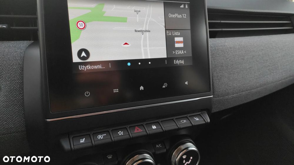 Renault Clio 1.0 TCe Techno - 23