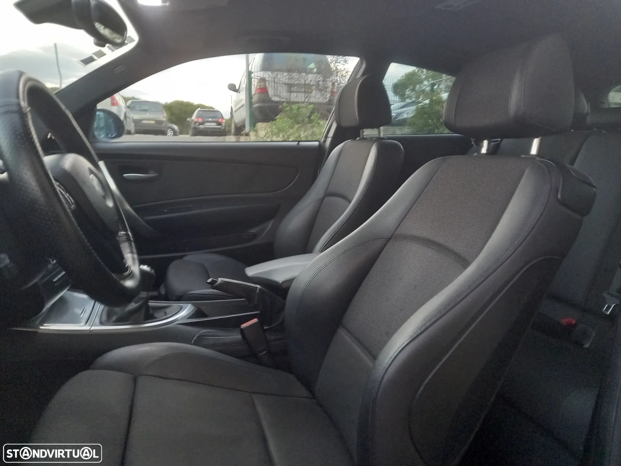 BMW 118 d Pack M - 15