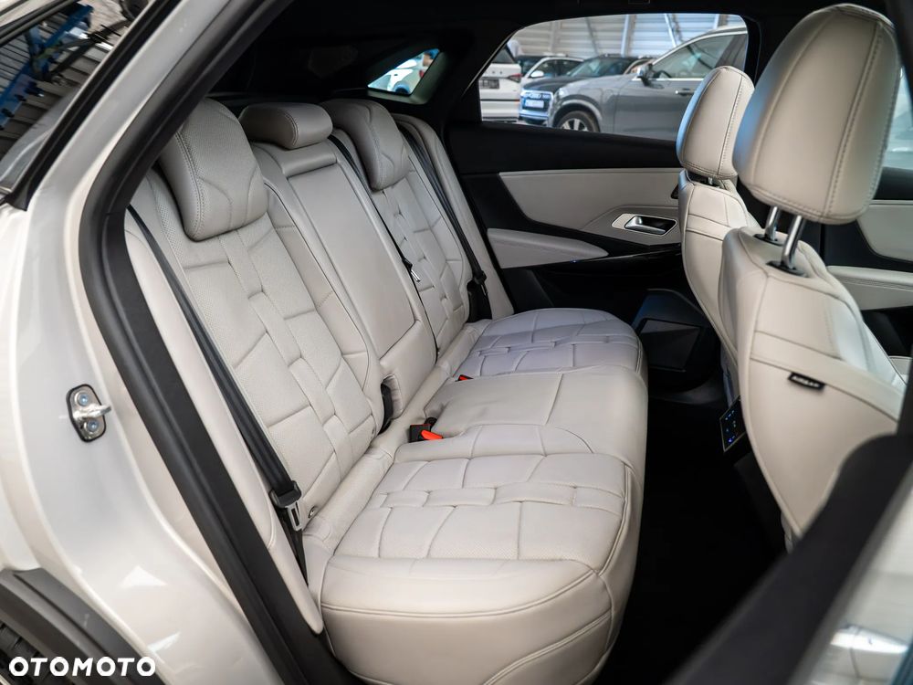 DS Automobiles DS 7 Crossback - 33