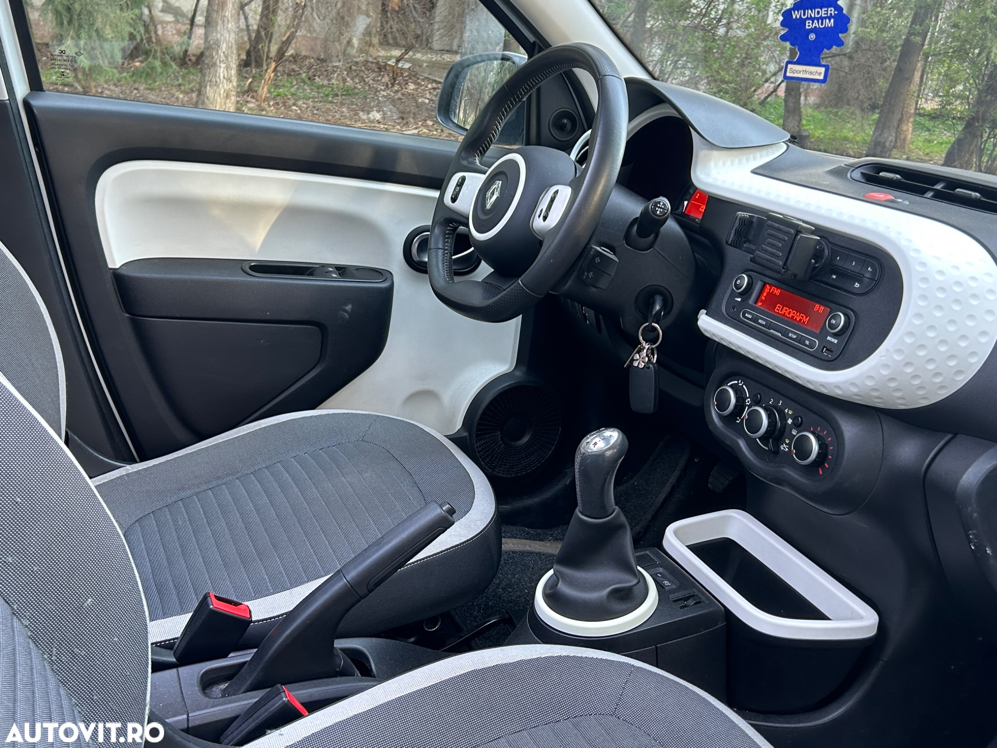 Renault Twingo SCe 75 LIMITED - 12