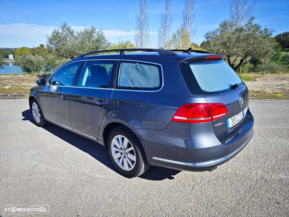 VW Passat Variant 1.6 TDI Confortline Navig - 2