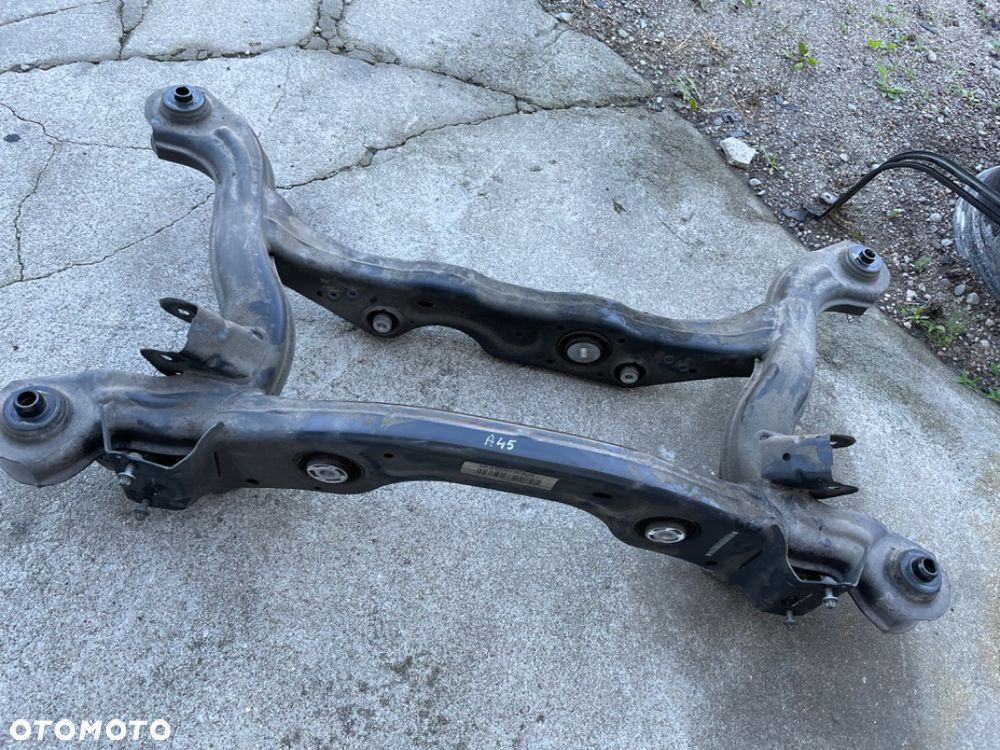 mercedes CLA 118 A177 AMG wahacz Piasta  amortyzator drazek tylne tylny - 19