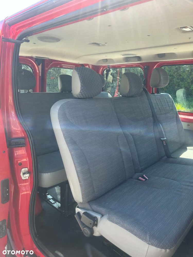 Renault Trafic L1H1 Passenger Lux - 19
