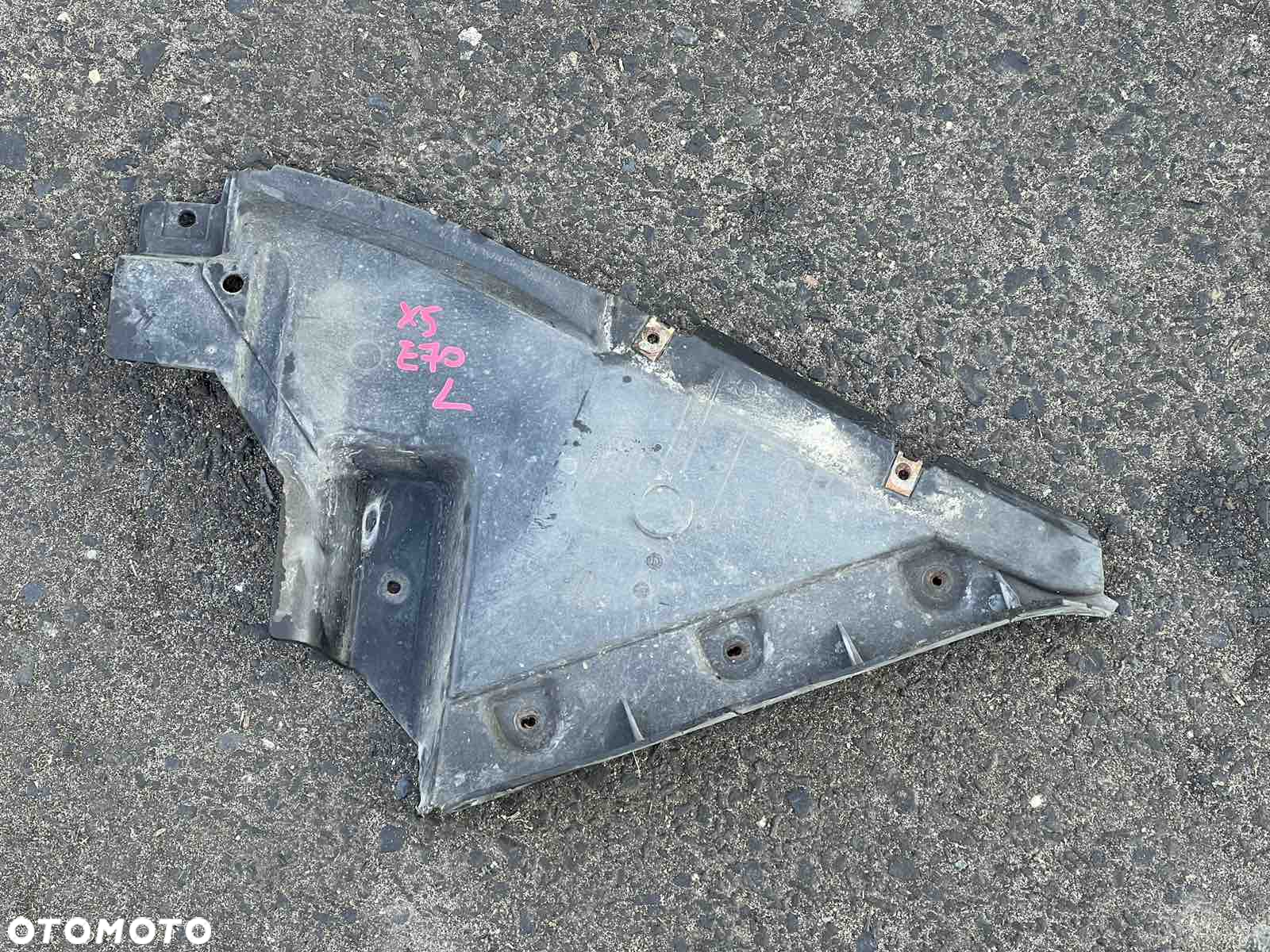 Osłona nadkole trójkąt dolny M pakiet Bmw e70 x5 - 3