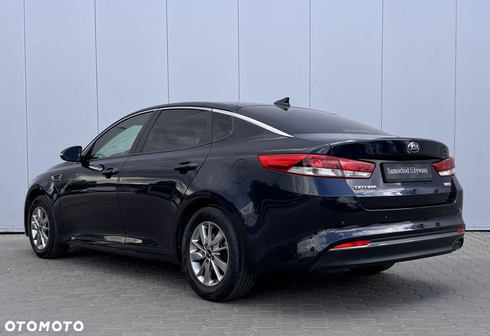 Kia Optima 1.7 CRDI M DCT - 4