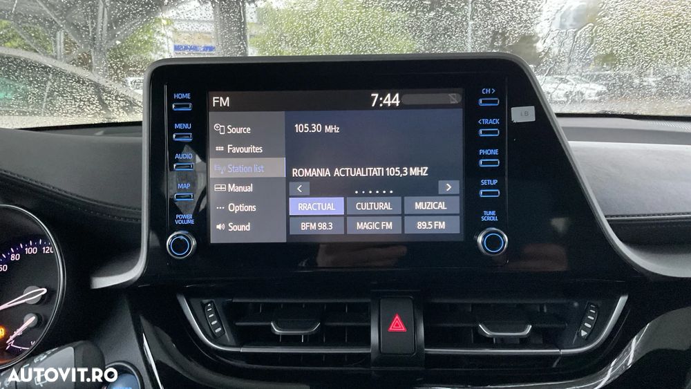 Toyota C-HR 1.8 HSD 122 CP 4x2 CVT Core - 27