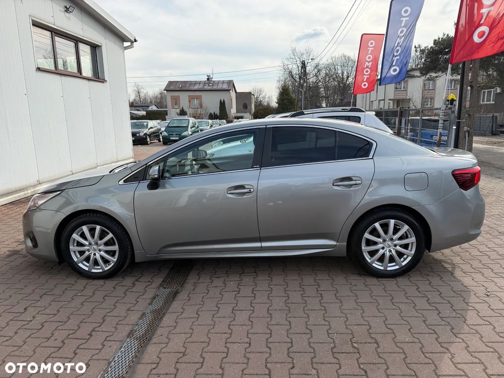 Toyota Avensis - 7