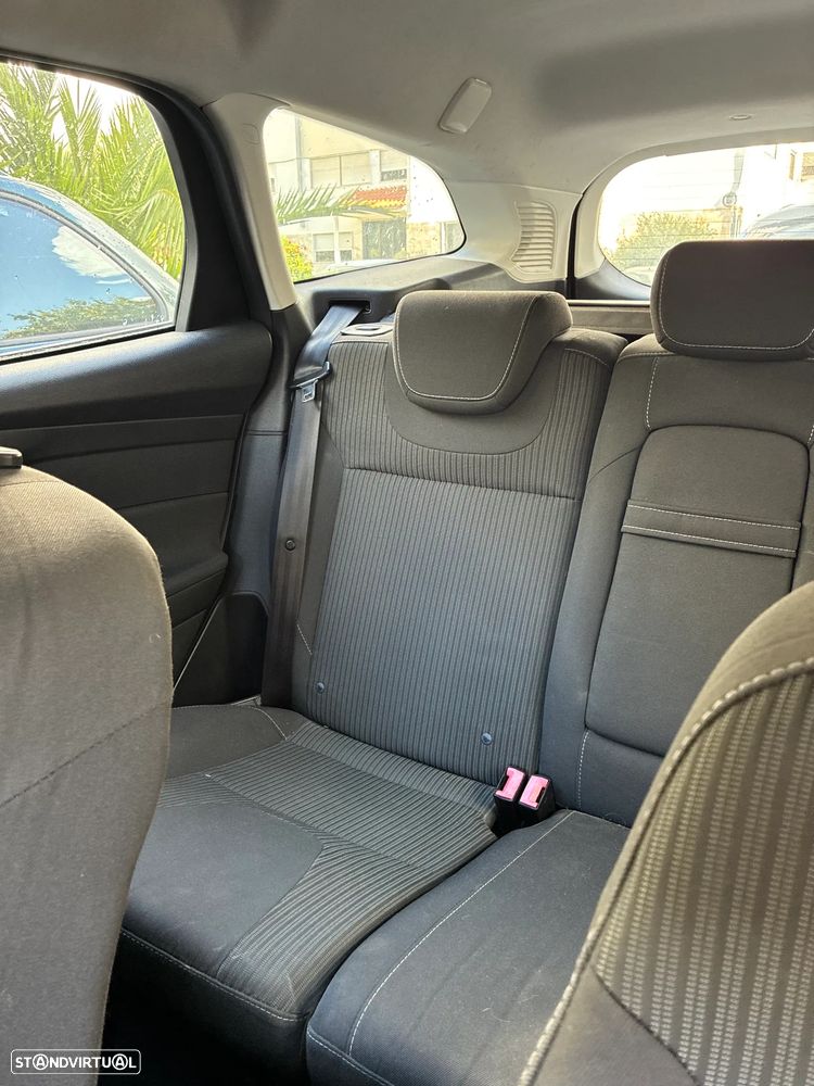 Ford Focus SW 1.6 TDCi Titanium - 4