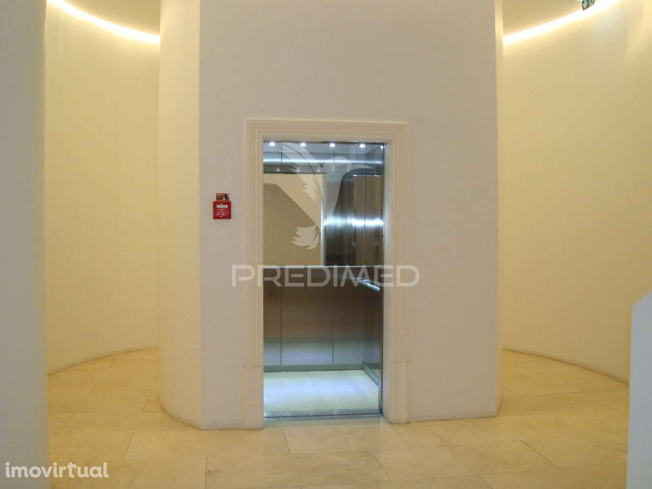 Escritórios de Luxo á Pr Batalha - Grande imagem: 4/13