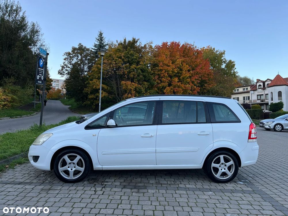 Opel Zafira 1.9 CDTI Cosmo - 2