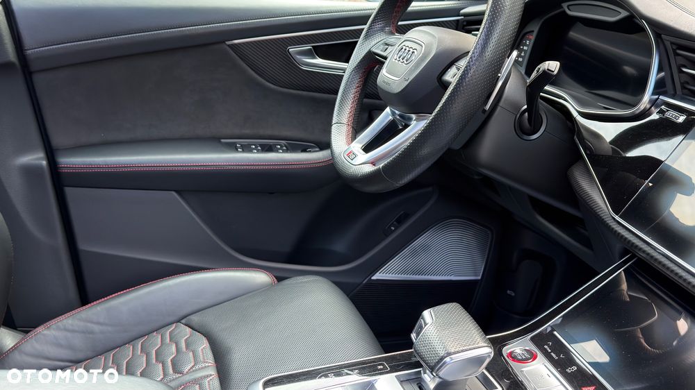 Audi RS Q8 - 22