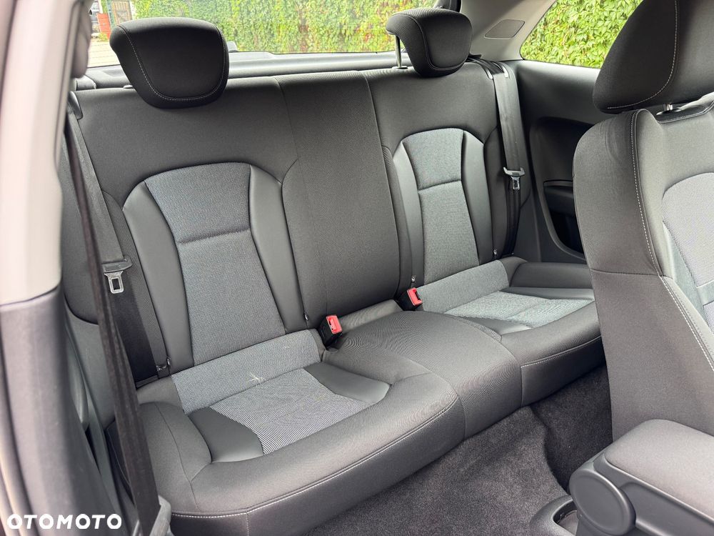 Audi A1 3-drzwiowe 2.0 TDI S line Sportpaket - 11
