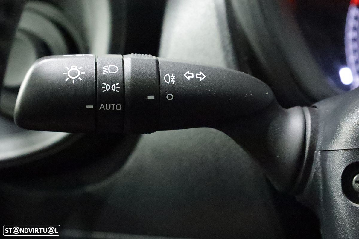 Toyota Aygo 1.0 X-Play - 16