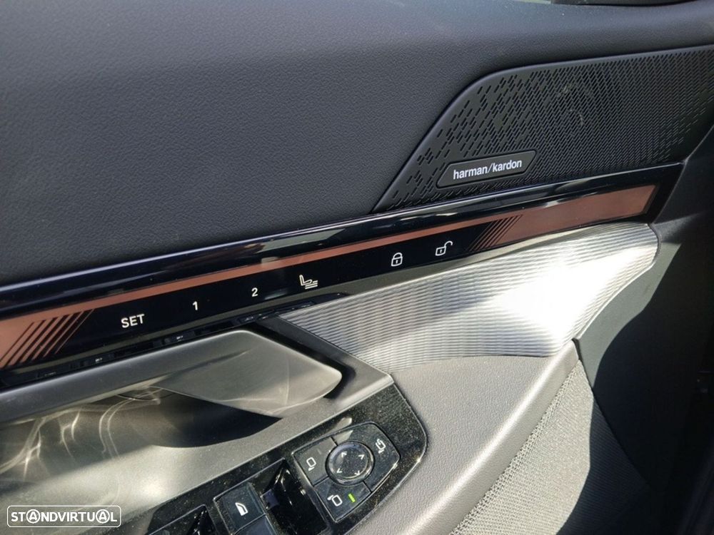 BMW 530 e Pack Desportivo M - 19