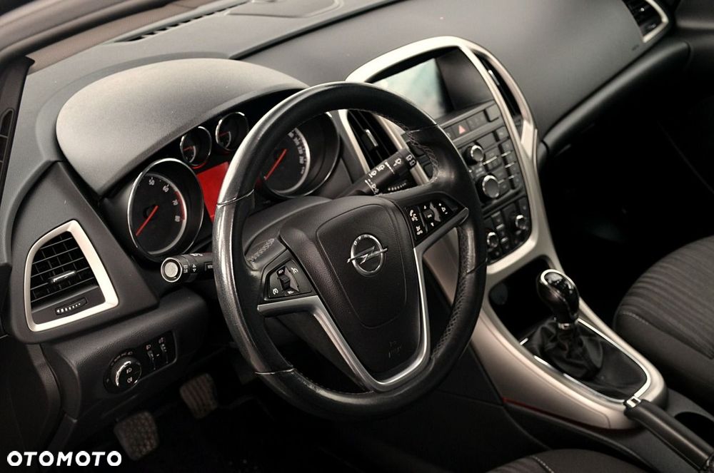 Opel Astra - 12