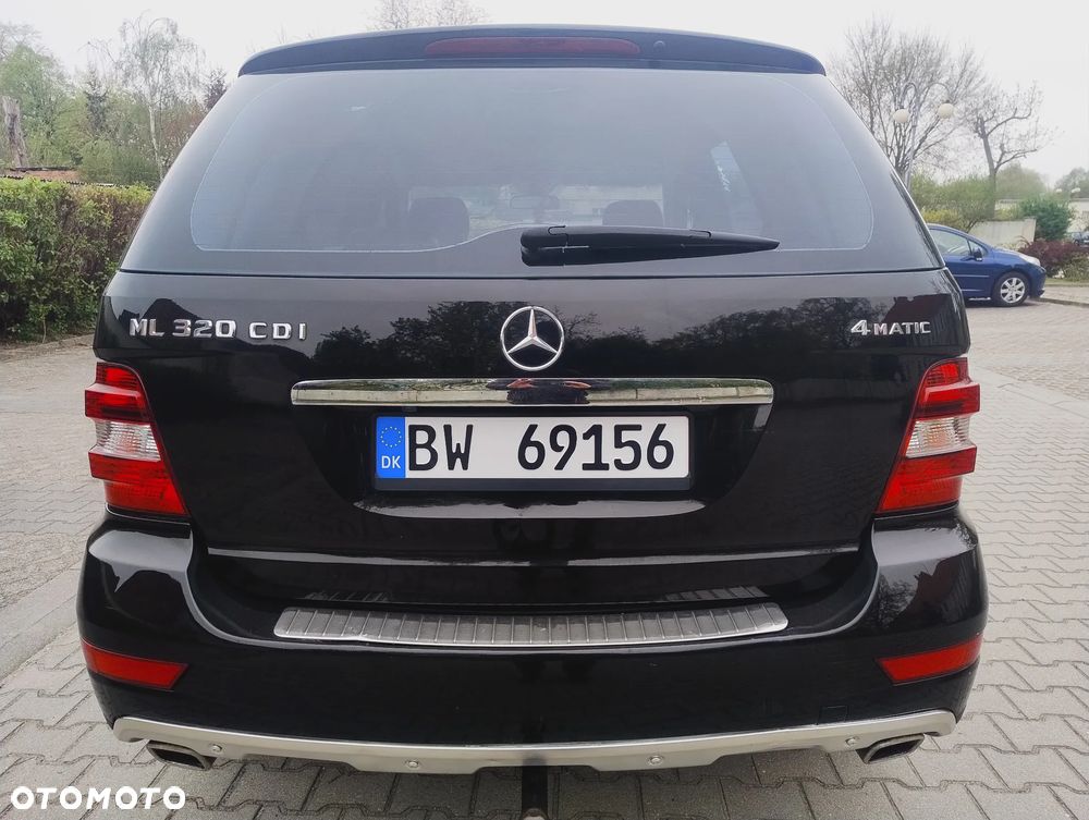Mercedes-Benz ML 320 CDI 4Matic 7G-TRONIC - 4