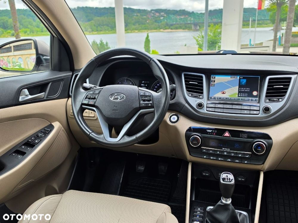 Hyundai Tucson blue 1.7 CRDi 2WD Advantage - 26