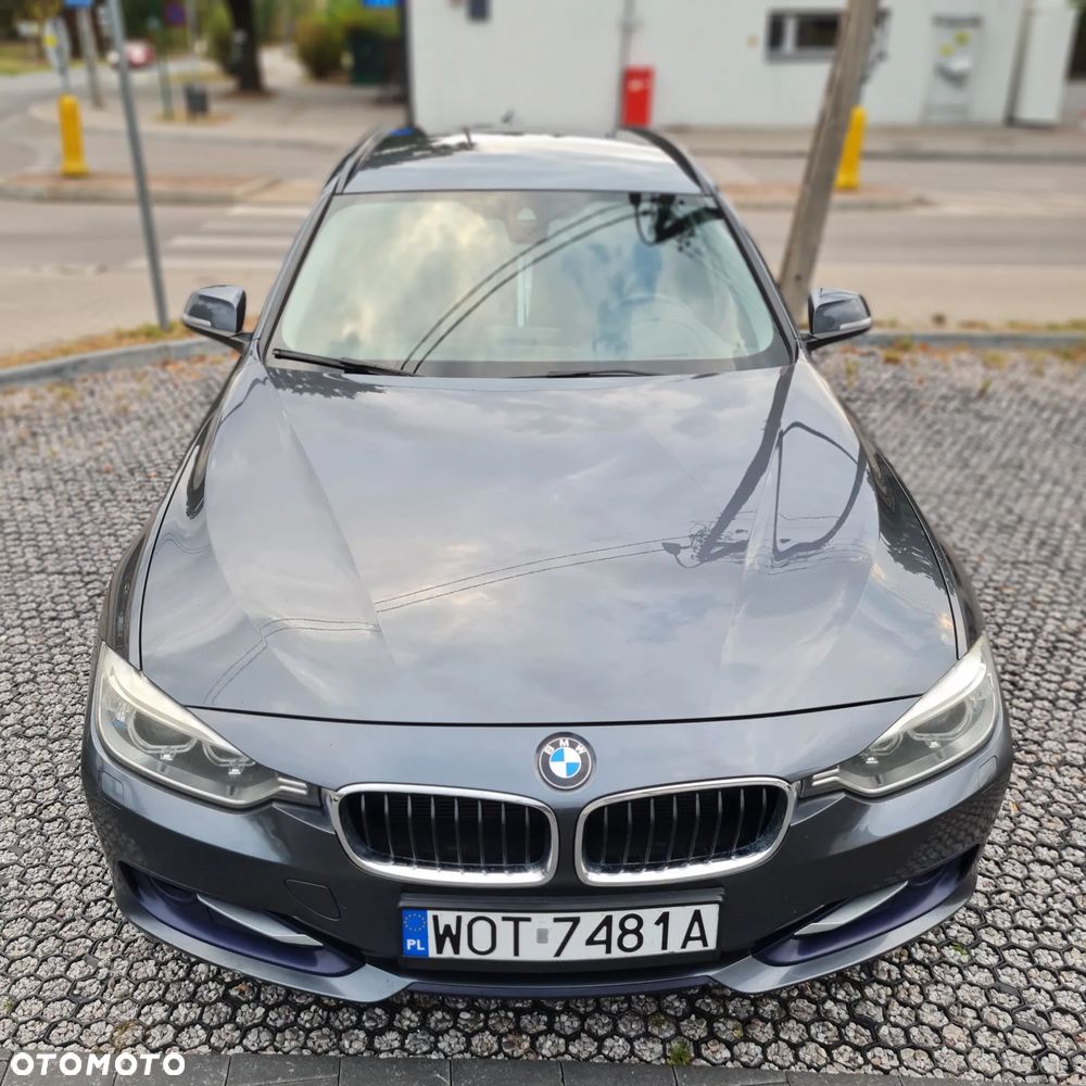 BMW Seria 3 320d Touring Sport Line - 20
