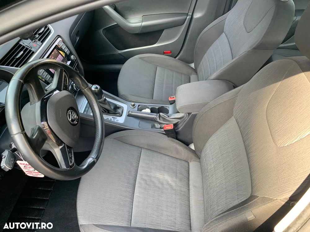 Skoda Octavia 2.0 TDI DSG Style - 13