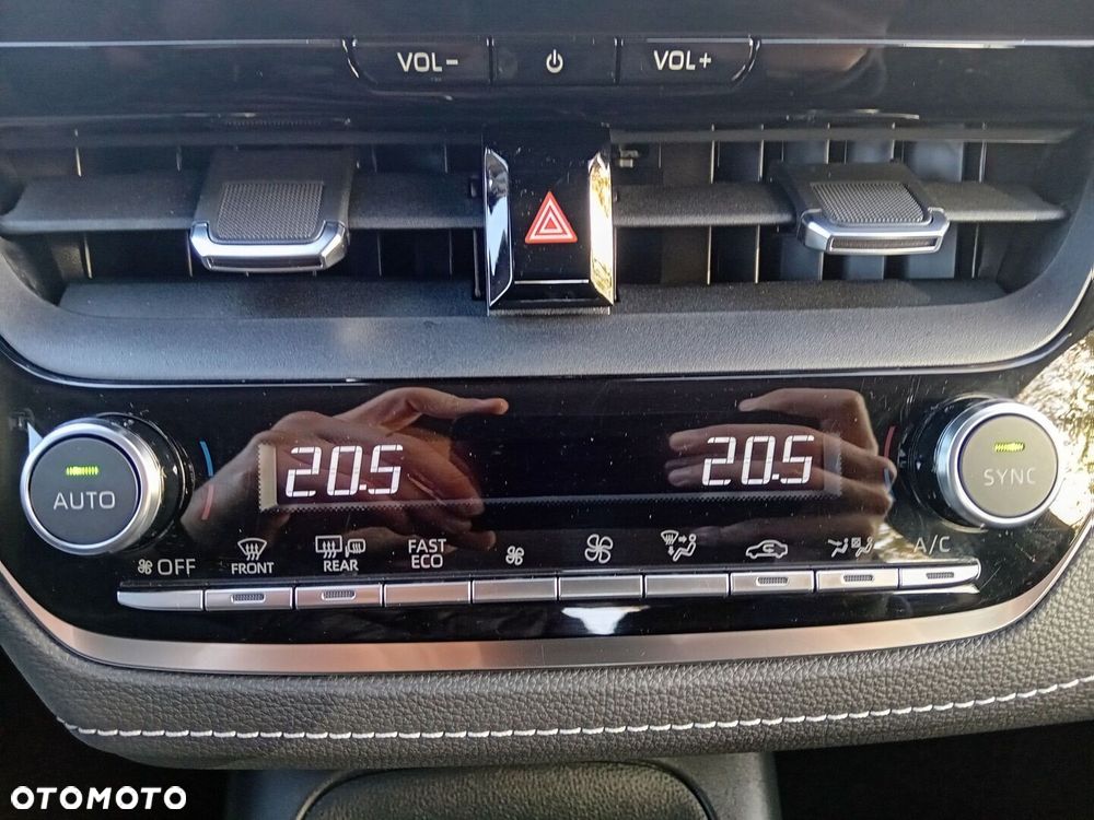 Toyota Corolla 1.8 Hybrid Comfort - 15