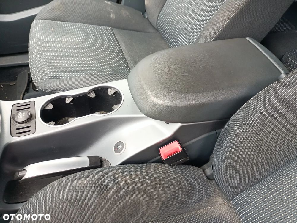 Ford C-MAX 1.6 Ti-VCT Champions Edition - 7