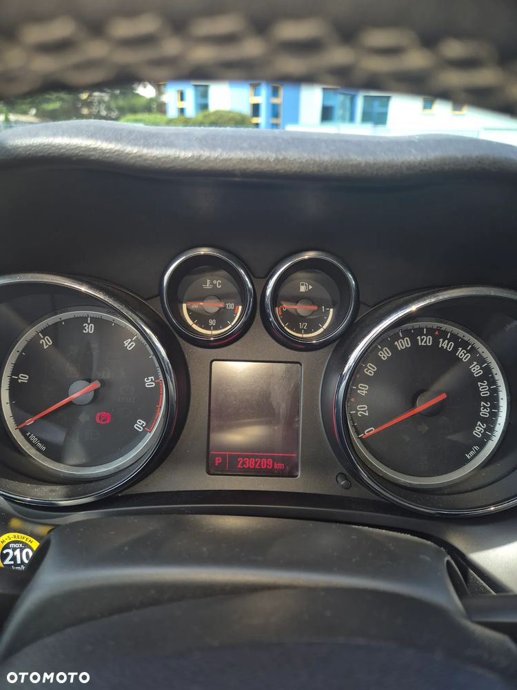 Opel Zafira 2.0 CDTI Cosmo - 9