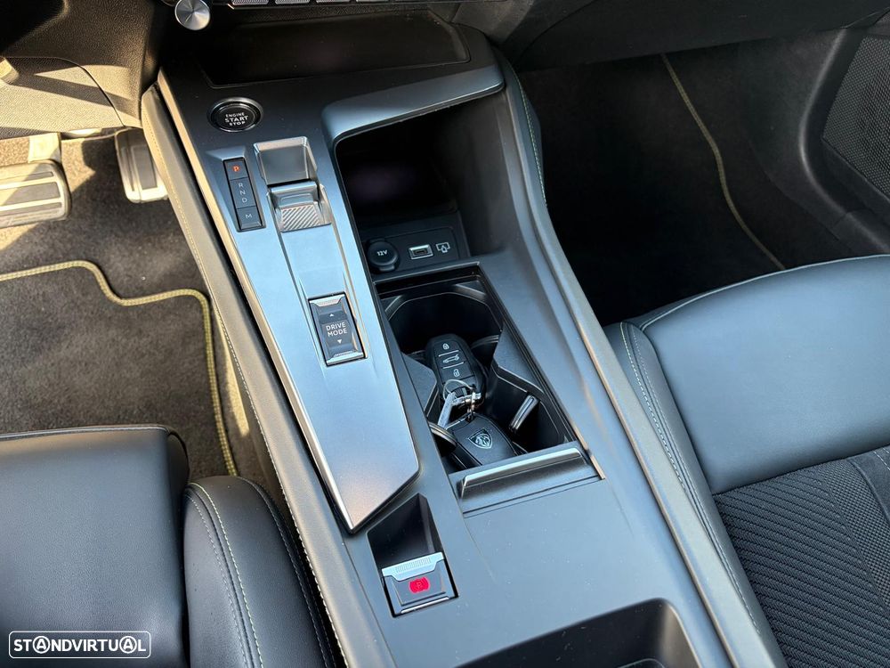 Peugeot 308 1.2 PureTech GT EAT8 - 46