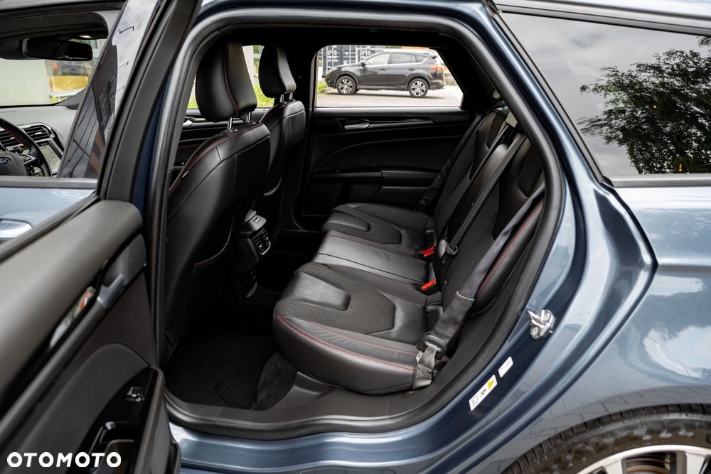 Ford Mondeo 2.0 EcoBlue ST-Line - 22