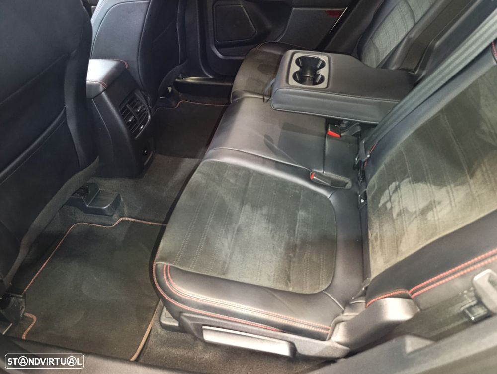 Ford Kuga 1.5 EcoBoost ST-Line X — fotografia 9
