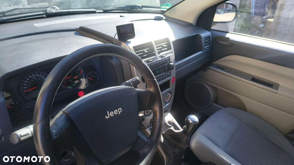 Jeep Compass - 8