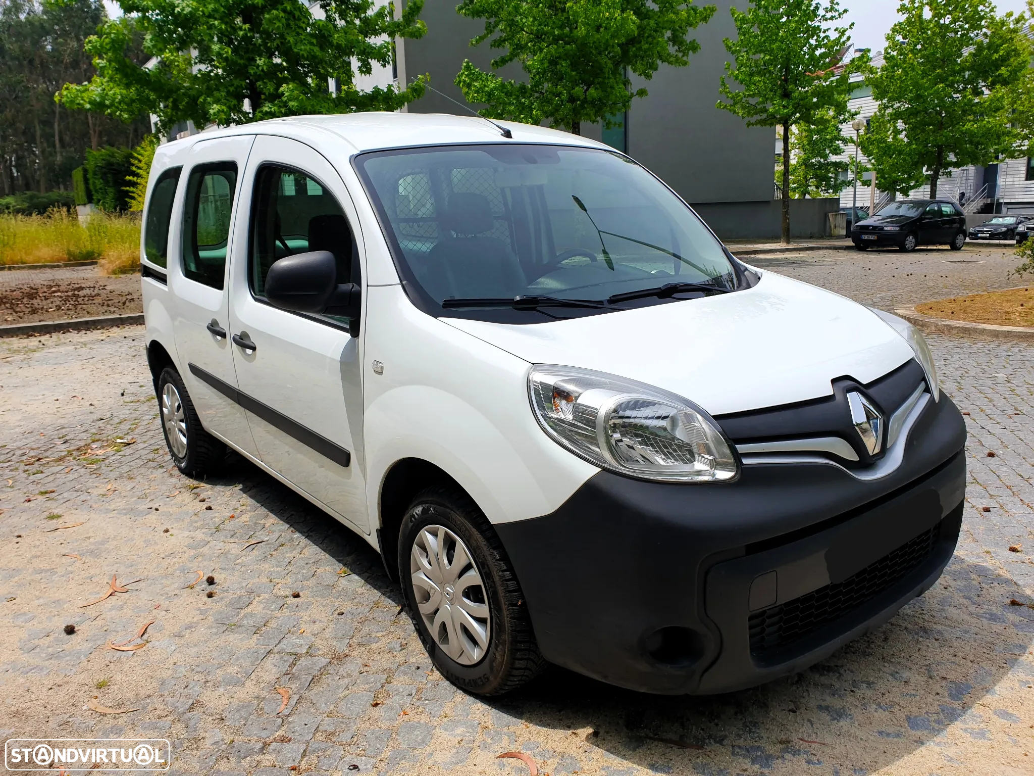 Renault kangoo 1.5 dci 99mil kms - 3
