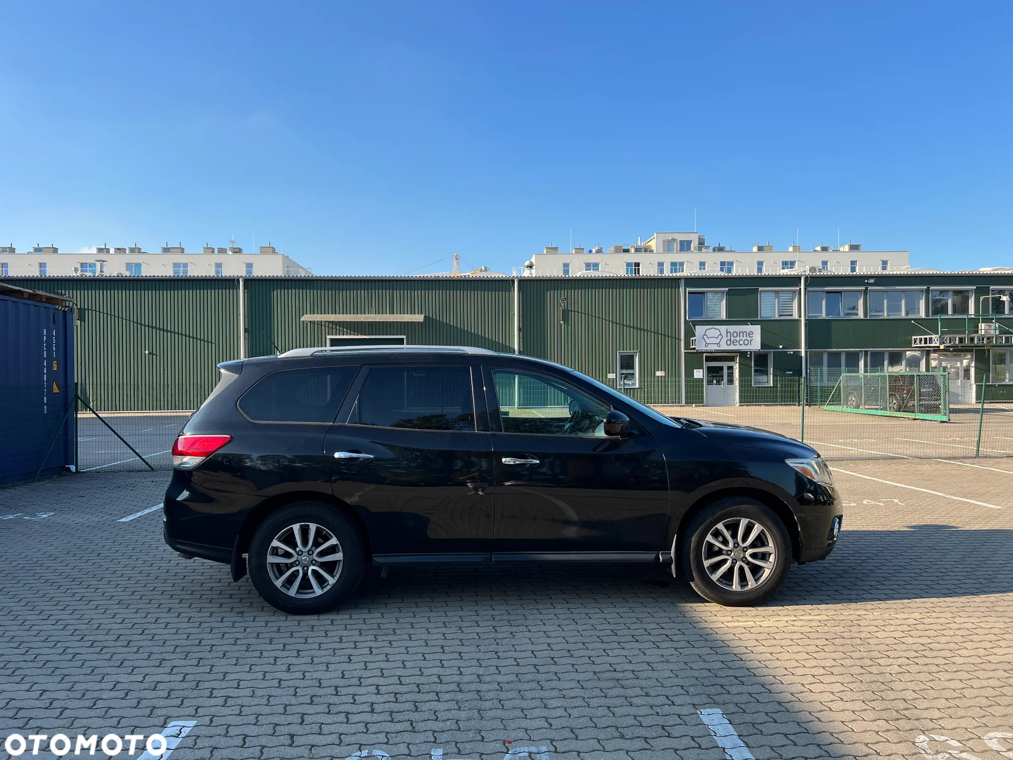 Nissan Pathfinder 3.0 D V6 LE EU5 - 9