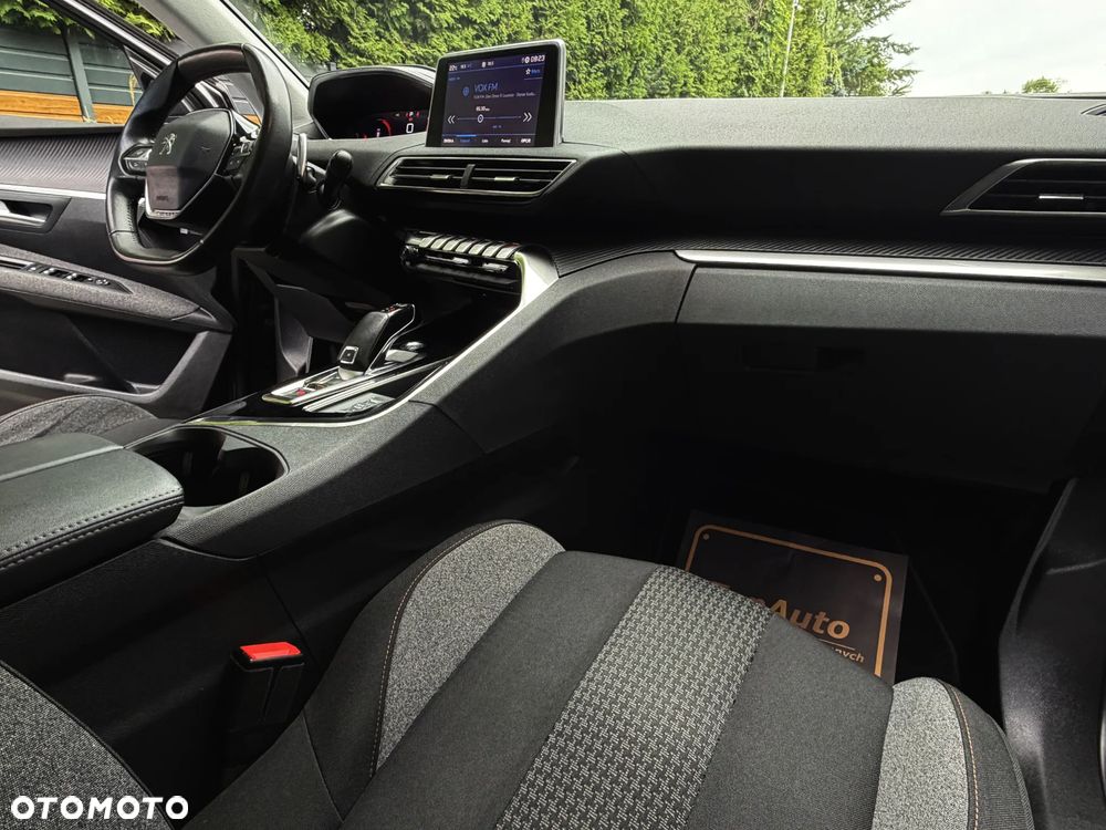 Peugeot 5008 BlueHDi 130 EAT8 Allure - 16