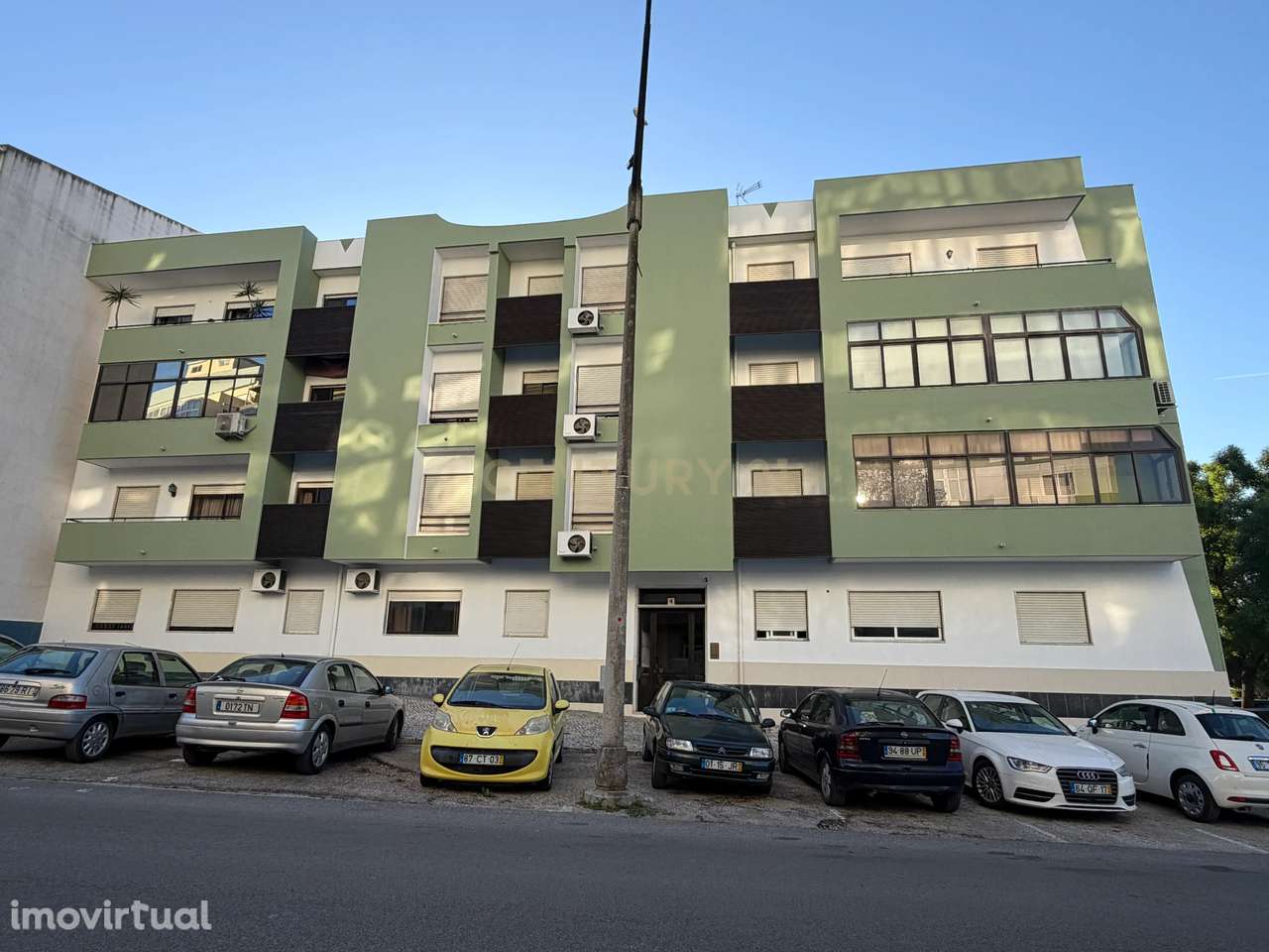 Apartamento T1 na Sobreda - Grande imagem: 2/14