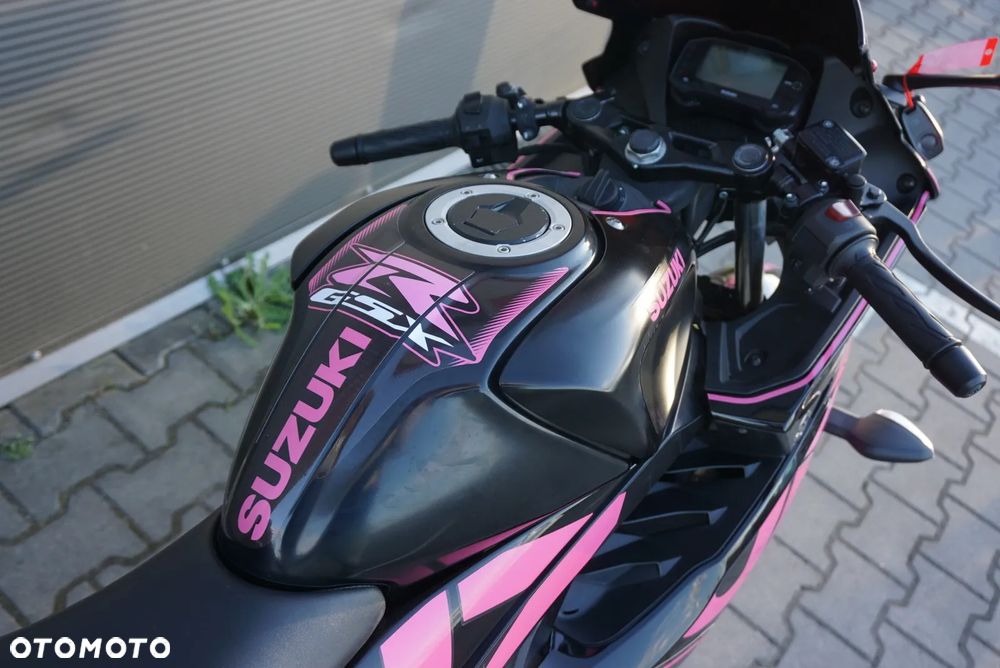 Suzuki GSX - 8