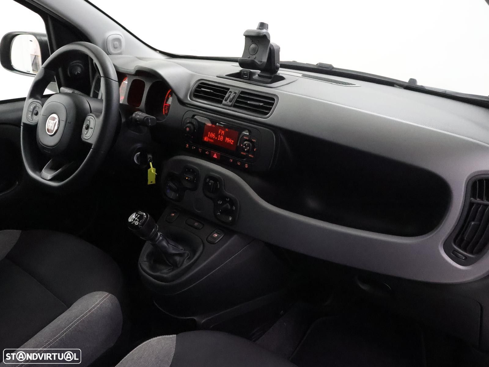 Fiat Panda 1.0 Hybrid City Life - 4