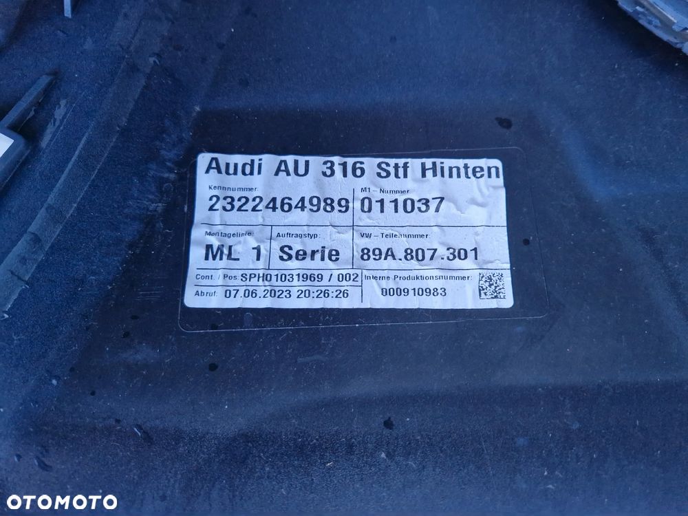 Zderzak Audi Q4 E tron tyl - 11