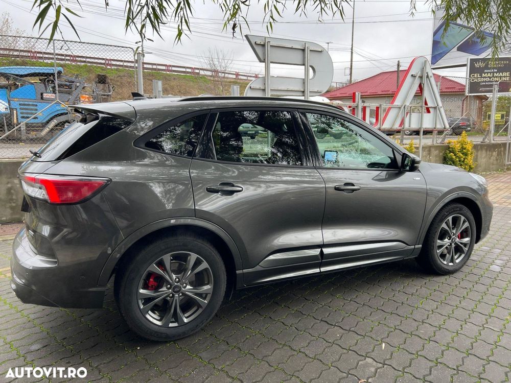 Ford Kuga 2.5 Duratec FHEV FWD ST Line - 15