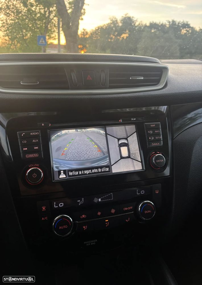 Nissan Qashqai 1.5 dCi N-Connecta 18 RS - 9