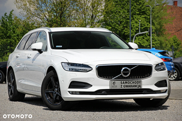 Volvo V90 D4 Momentum Pro