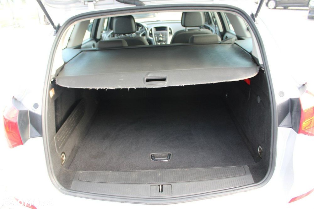 Opel Astra - 11