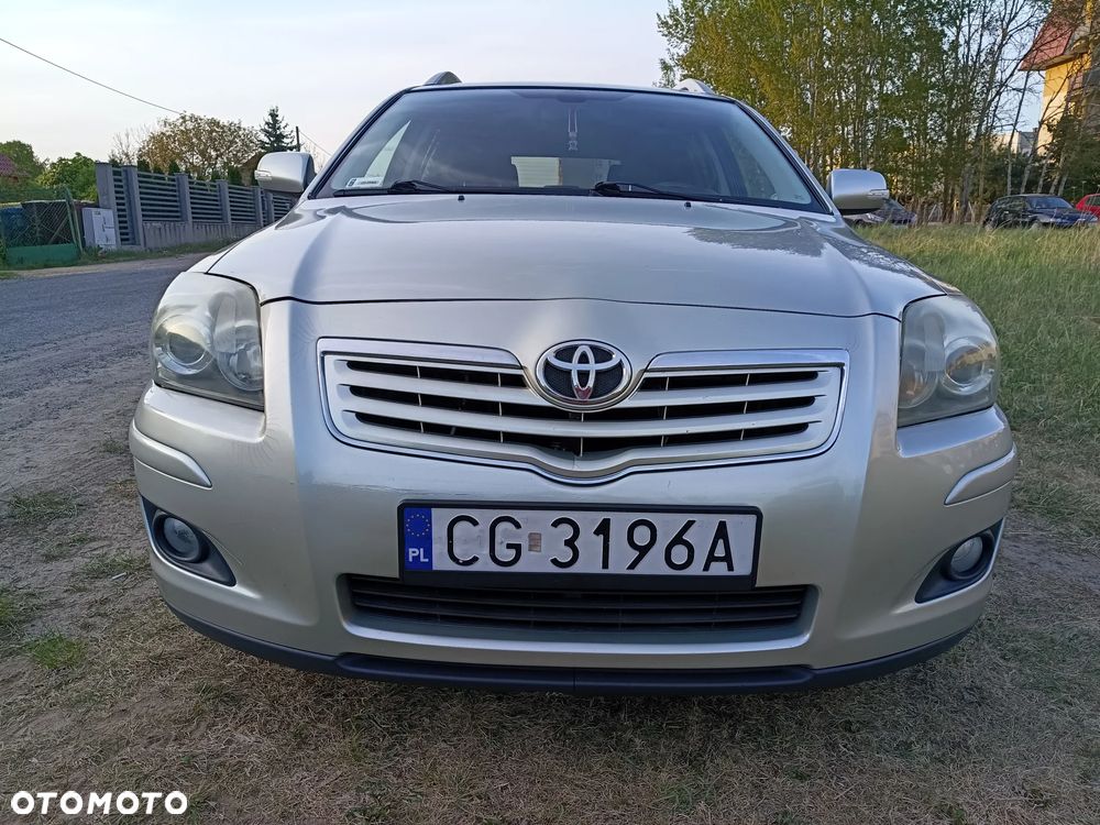 Toyota Avensis 2.0 D-4D - 2