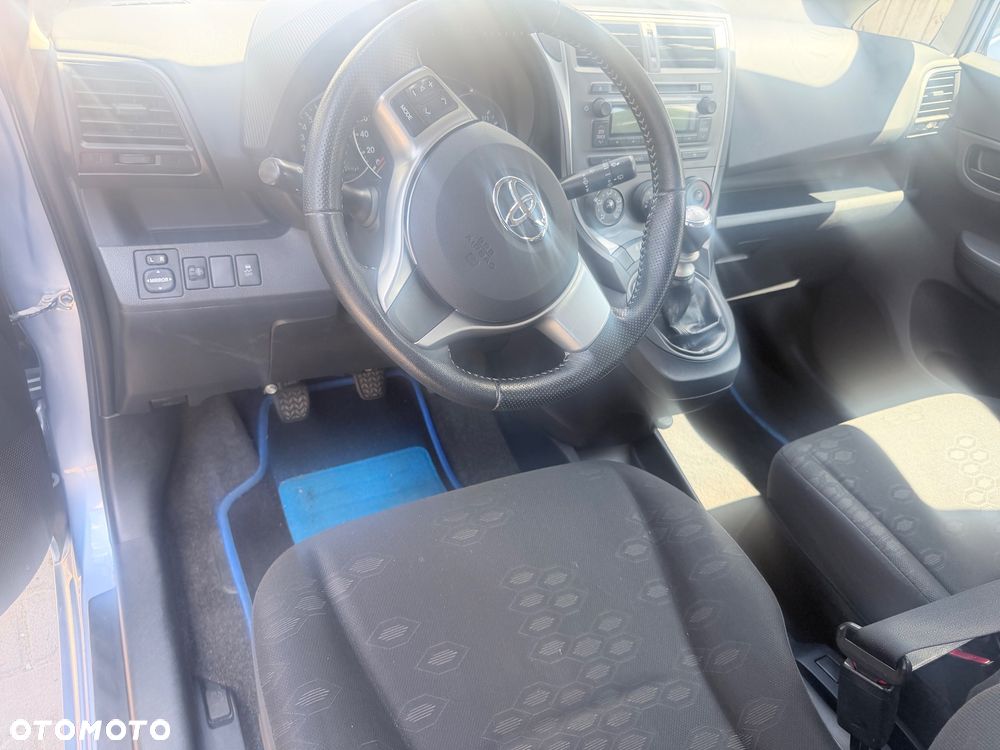 Toyota Verso S 1.33 Terra - 9