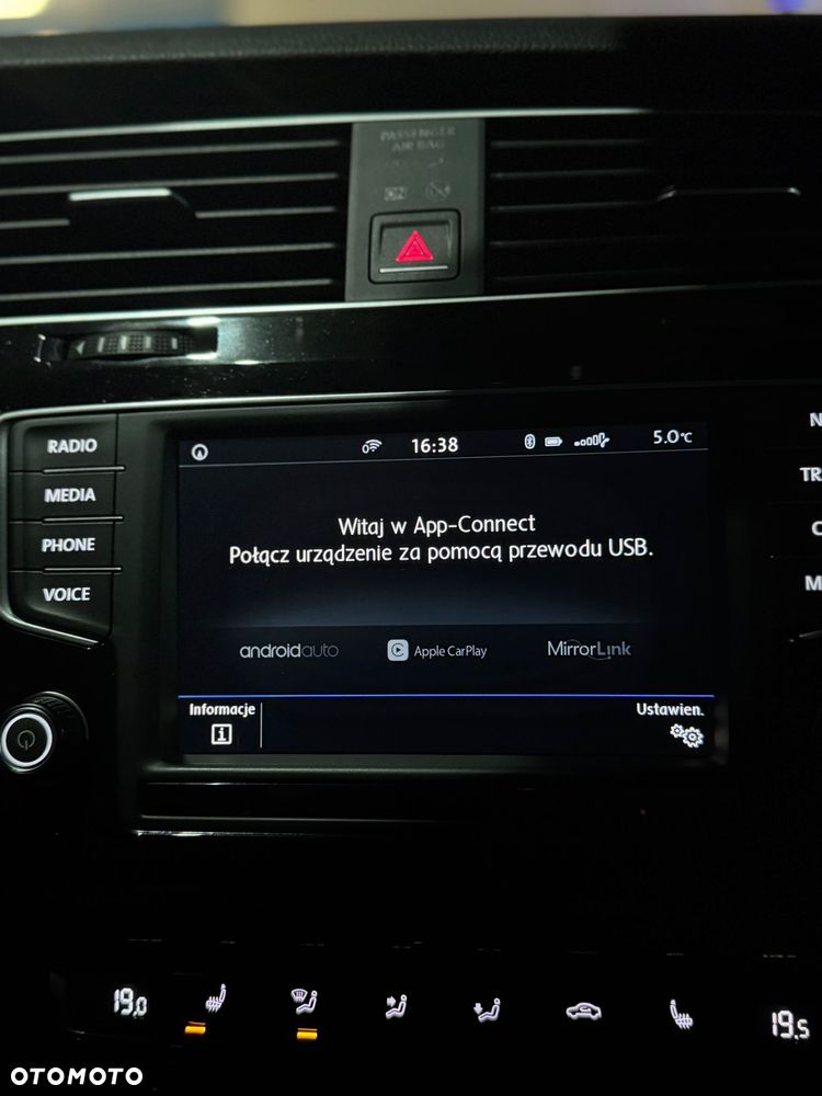 Volkswagen Golf 1.6 TDI BlueMotion Technology DSG Allstar - 11