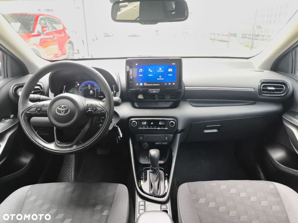 Toyota Yaris Hybrid 1.5 Style - 11